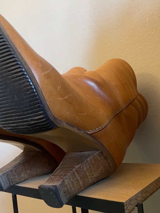 Vintage Western-Style Ankle Boots Cognac Quilted Leather – Size 6–6.5 GUVC *NOTE - Picture 10 of 12